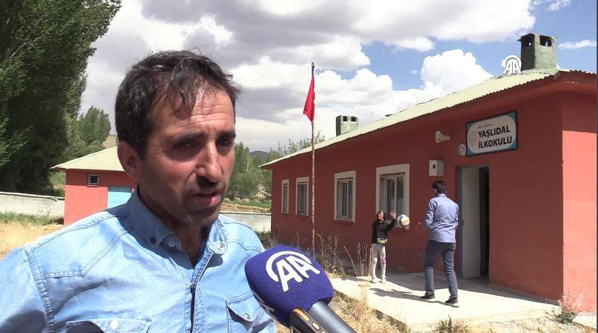 Bu okulda 3 yıldır tek bir öğrenci var. 9 yaşındaki Hasret artık sınıf arkadaşı istiyor - Resim: 2